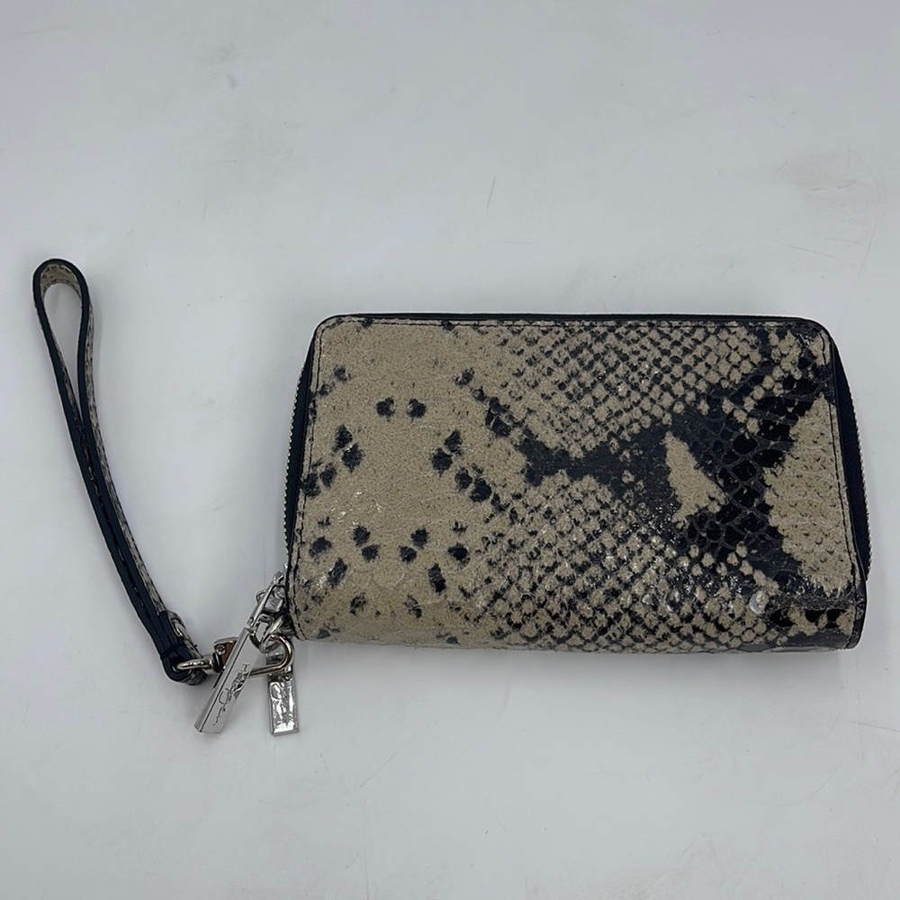 Halogen Snakeskin Double Zip Wrislet
